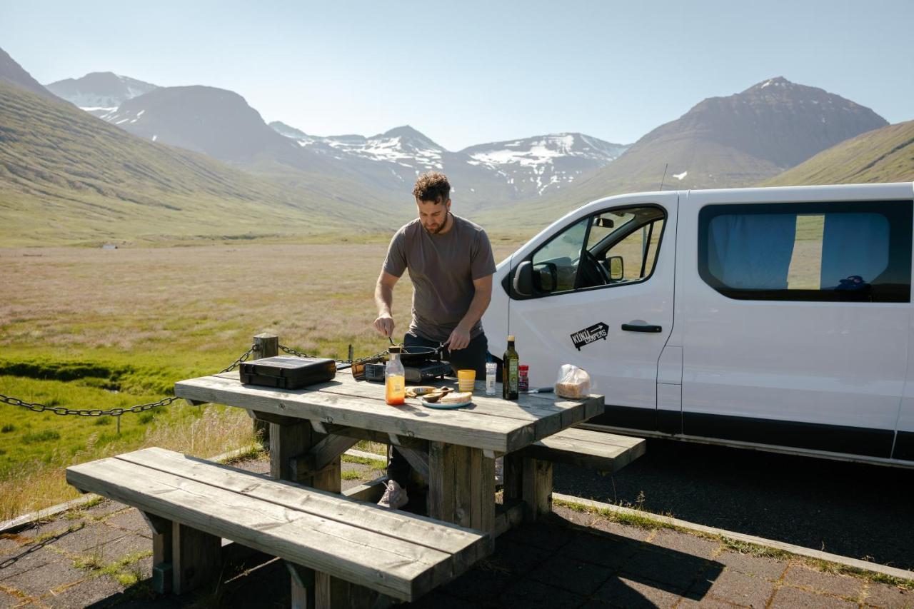 Kuku Campers - Campervans Keflavík Dış mekan fotoğraf