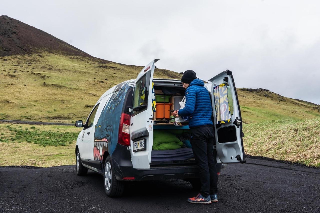 Kuku Campers - Campervans Keflavík Dış mekan fotoğraf