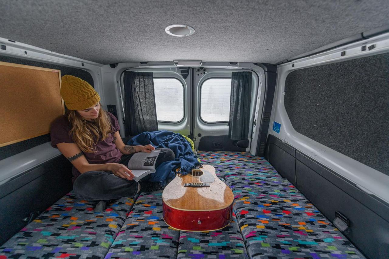 Kuku Campers - Campervans Keflavík Dış mekan fotoğraf
