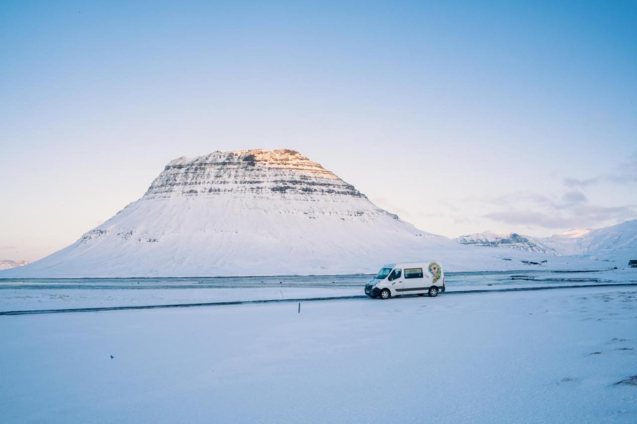 Kuku Campers - Campervans Keflavík Dış mekan fotoğraf
