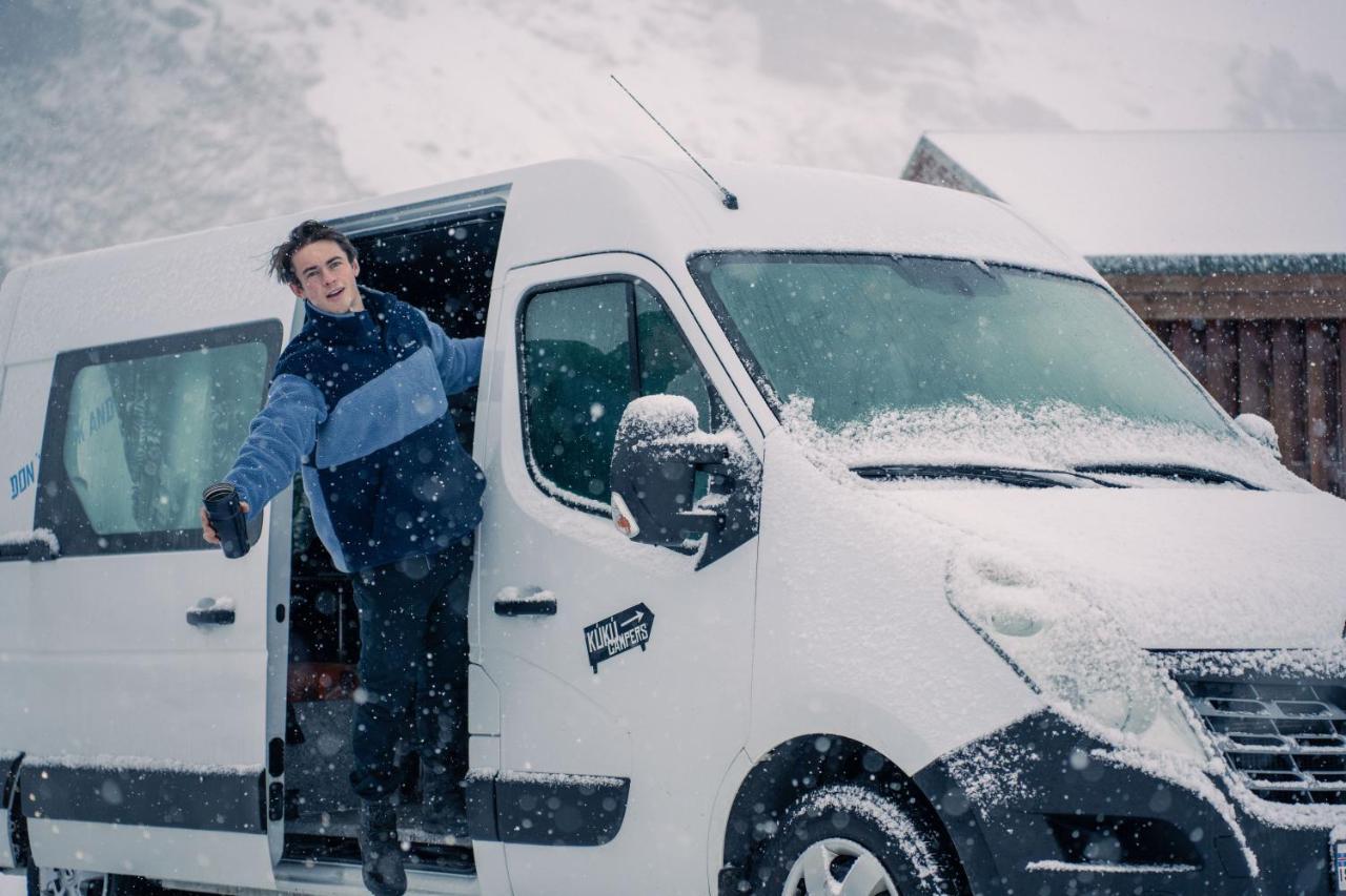 Kuku Campers - Campervans Keflavík Dış mekan fotoğraf