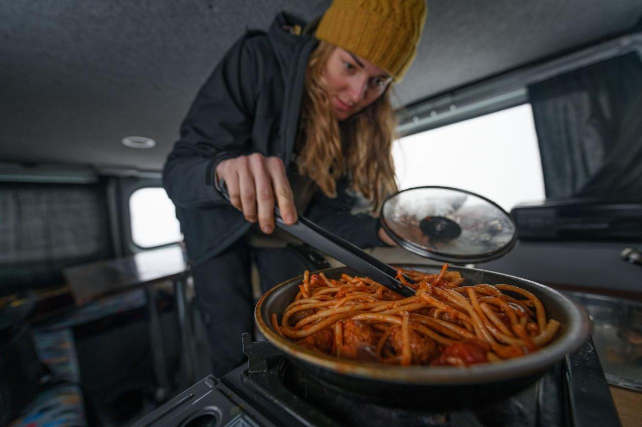 Kuku Campers - Campervans Keflavík Dış mekan fotoğraf