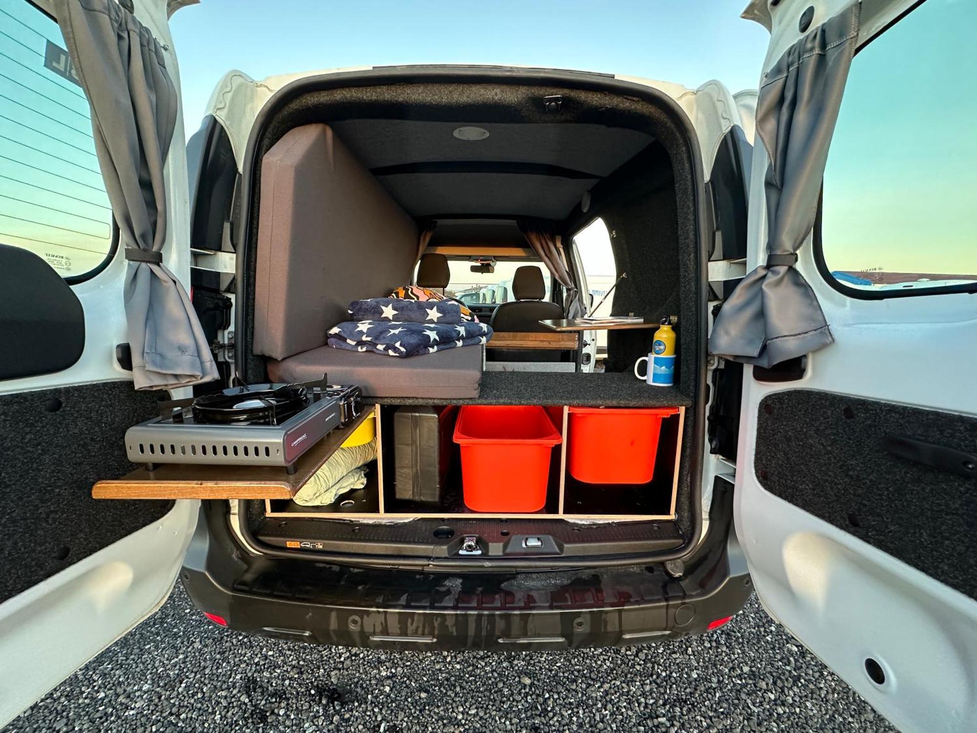 Kuku Campers - Campervans Keflavík Dış mekan fotoğraf