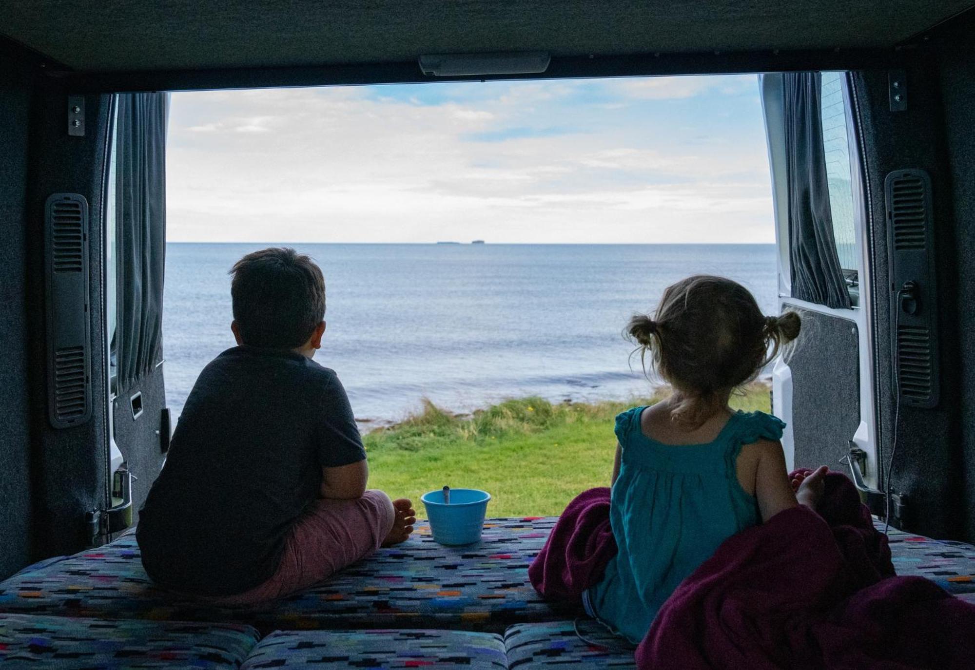 Kuku Campers - Campervans Keflavík Dış mekan fotoğraf